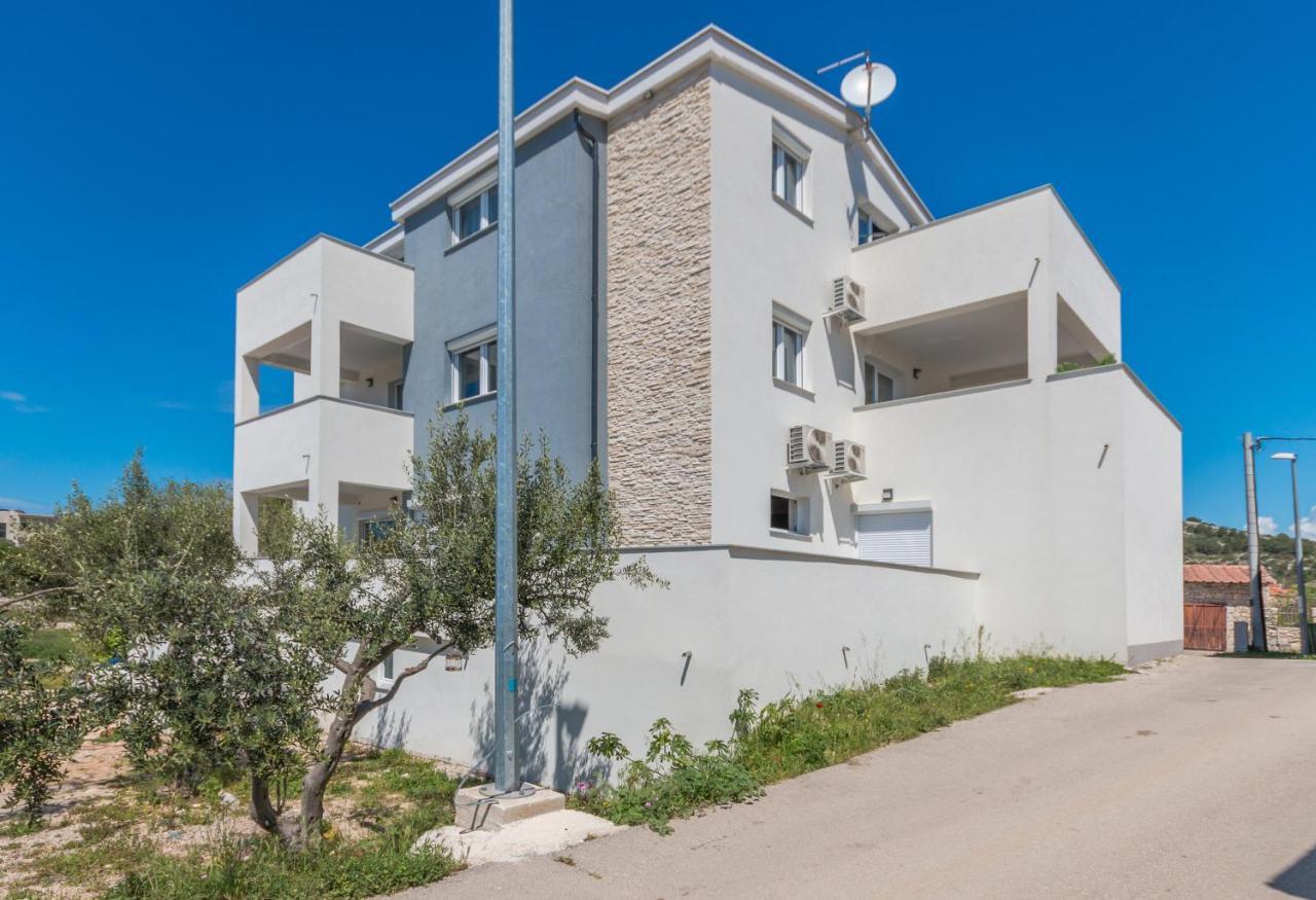Marilu Luxury Apartments Drage Exterior photo